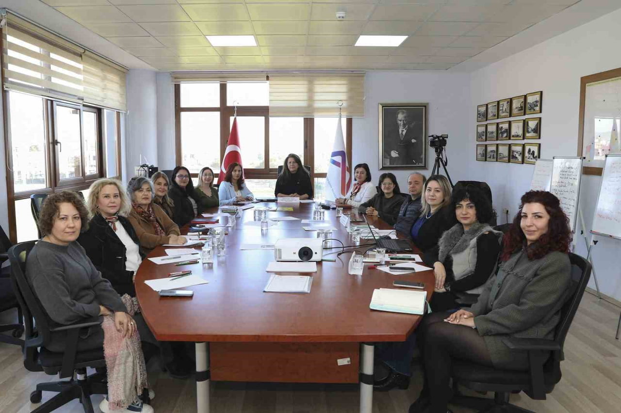 MERSİN BÜYÜKŞEHİR BELEDİYESİ KADIN VE AİLE HİZMETLERİ DAİRESİ BAŞKANLIĞI KOORDİNESİNDE OLUŞTURULAN...