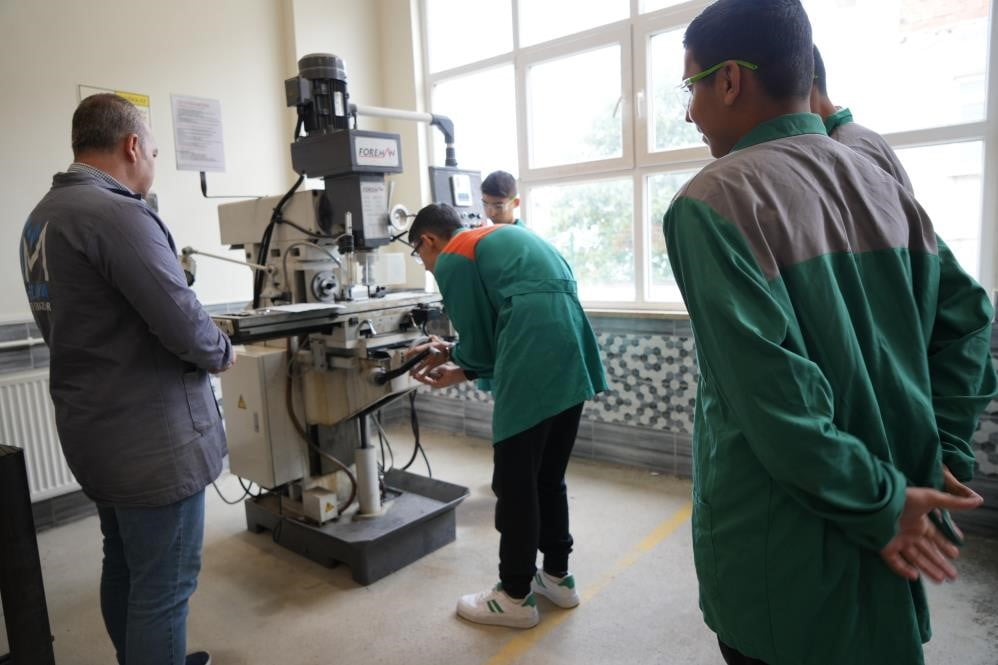 MESLEKİ EĞİTİM OKULLARINDA 295 MİLYON TL'YE YAKIN CİRO ELDE EDİLDİ