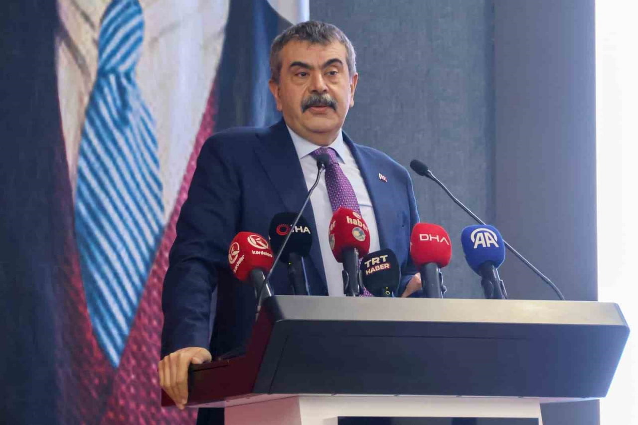 MİLLİ EĞİTİM BAKANI YUSUF TEKİN