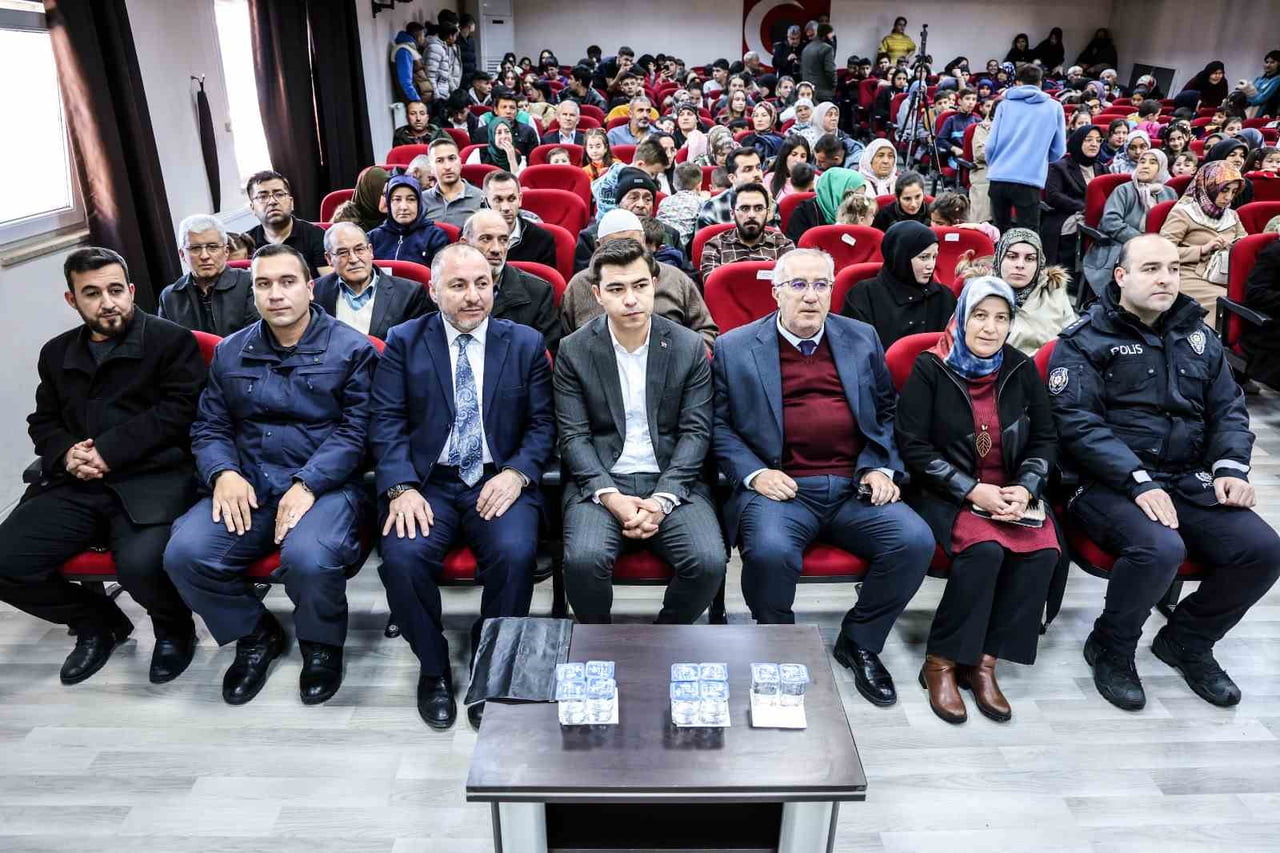 MİRAÇ KANDİLİ DOLAYISIYLA ÇAMELİ’DE DÜZENLENEN PROGRAM, PROTOKOL VE VATANDAŞLARIN YOĞUN...