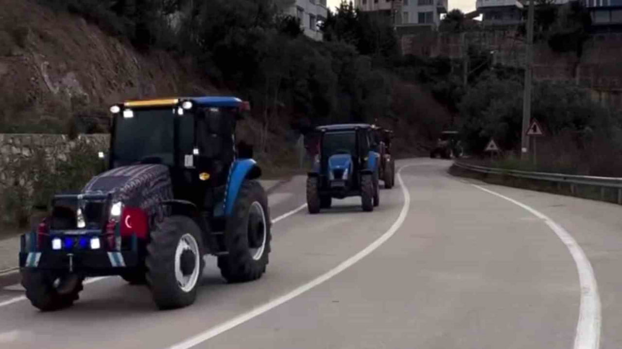 MUDANYA İLÇESİNDE KÖYLÜLER, MUDANYA BELEDİYESİ'NİN SATIŞA ÇIKARDIĞI ARAZİLERE TEPKİ GÖSTERMEK...