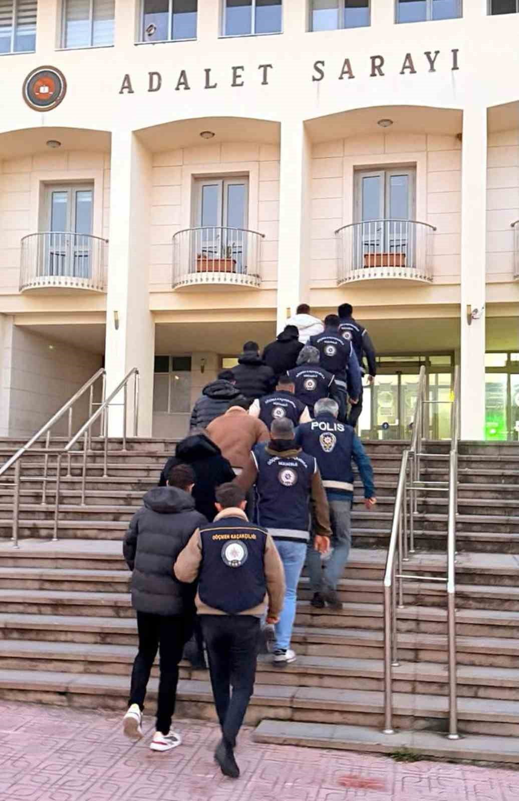 MUĞLA EMNİYET MÜDÜRLÜĞÜ 2025 YILINDA 2 BİN 346 ARANAN ŞAHSI YAKALADI