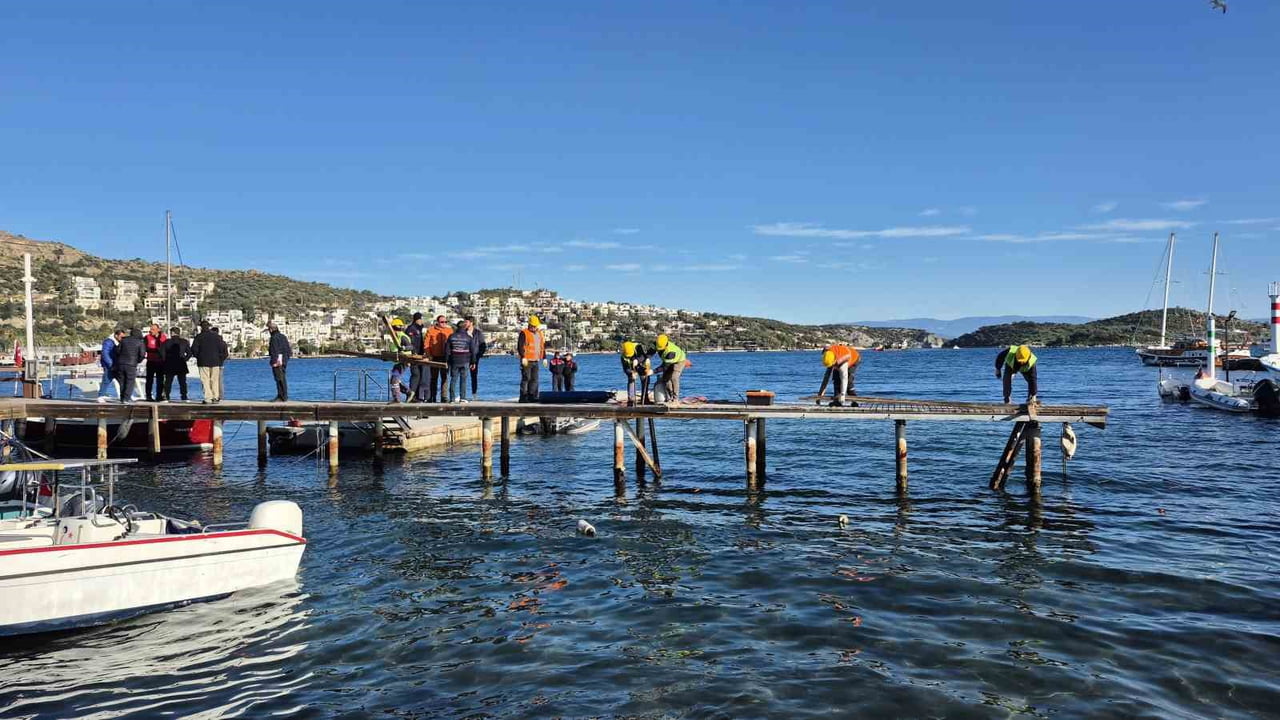 MUĞLA’NIN BODRUM İLÇESİNDE YAKLAŞIK 10 YIL ÖNCE İNŞA EDİLEN VE 100 TEKNENİN BAĞLANDIĞI KAÇAK...