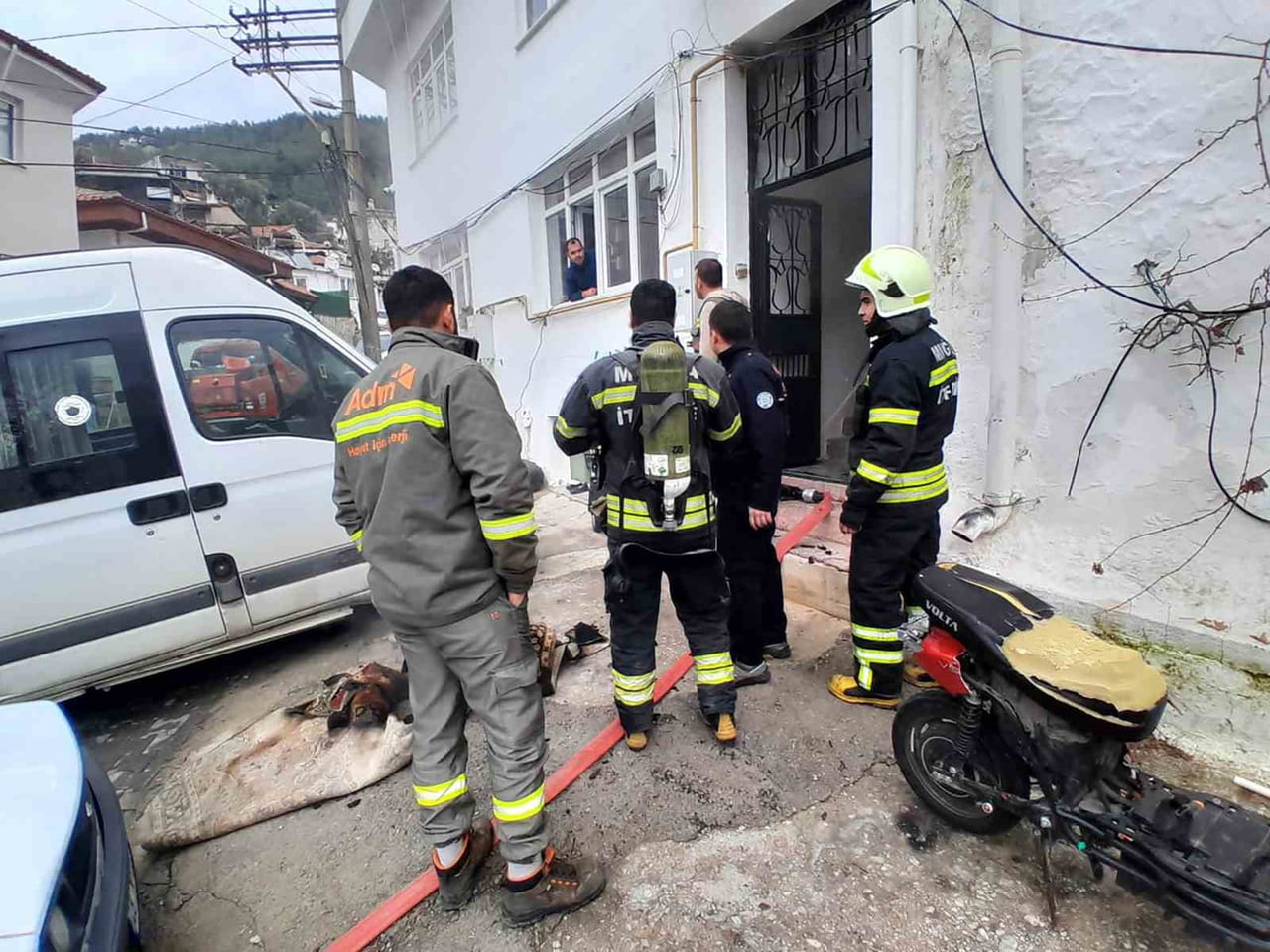 MUĞLA’NIN MENTEŞE İLÇESİNDE KENTSEL SİT ALANINDA YER ALAN ESKİ MUĞLA EVİNDE SOBADAN ÇIKTIĞI TAHMİN...