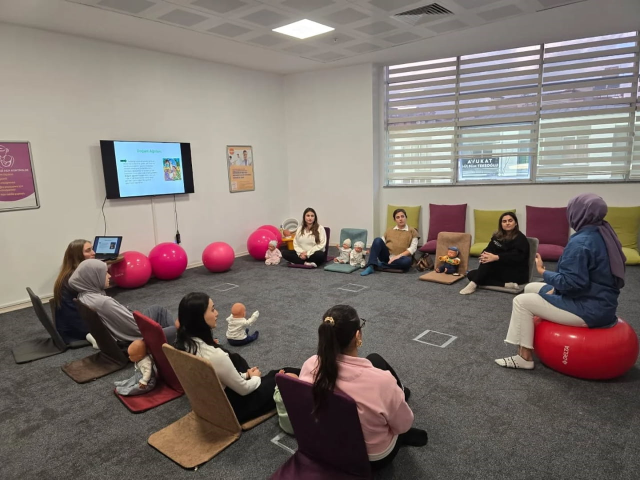 NAZİLLİ İLÇE SAĞLIK MÜDÜRLÜĞÜ GEBE OKULU'NDA GEBELİKTEN LOHUSALIK DÖNEMİNE KADAR UZANAN SÜREÇTE...