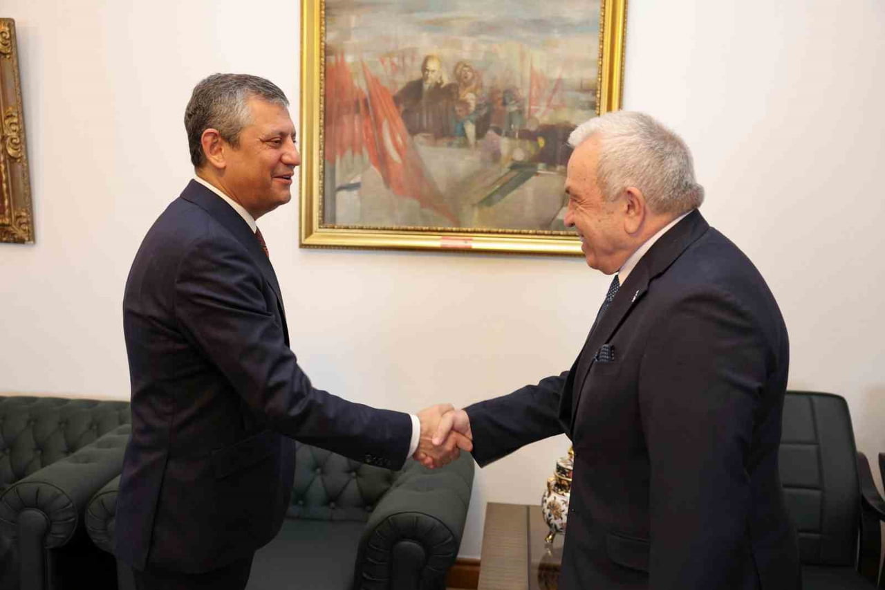 NİLÜFER BELEDİYE BAŞKANI ŞADİ ÖZDEMİR, CHP NİLÜFER İLÇE ÖRGÜTÜ İLE BİRLİKTE ANKARA’DA BİR DİZİ...