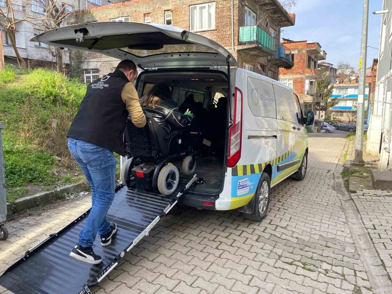 ORDU BÜYÜKŞEHİR BELEDİYESİ TARAFINDAN HAYATA GEÇİRİLEN ENGELSİZ TAKSİ UYGULAMASI, HAYATI...