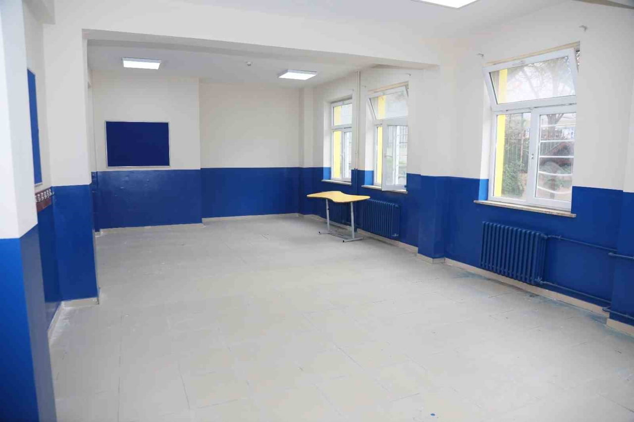 ORTAOKUL VE İLKOKUL ÖĞRENCİLERİNİN AYNI BİNADA EĞİTİM GÖRDÜĞÜ YAŞAR DOĞU OKULU’NDA EĞİTİM...