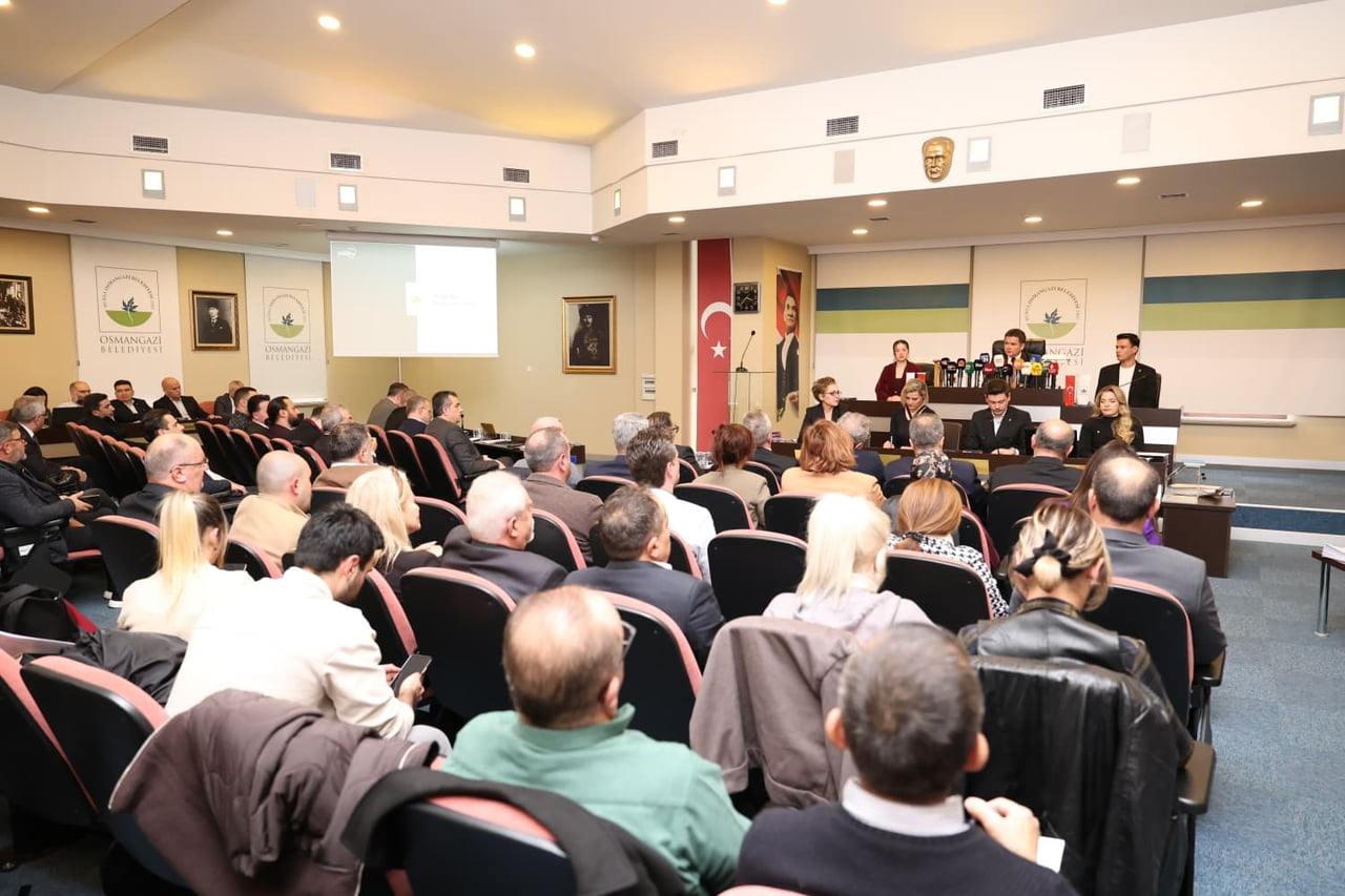 OSMANGAZİ BELEDİYESİ, 2026 YILININ İLK MECLİS TOPLANTISINI OSMANGAZİ BELEDİYE BAŞKANI ERKAN...