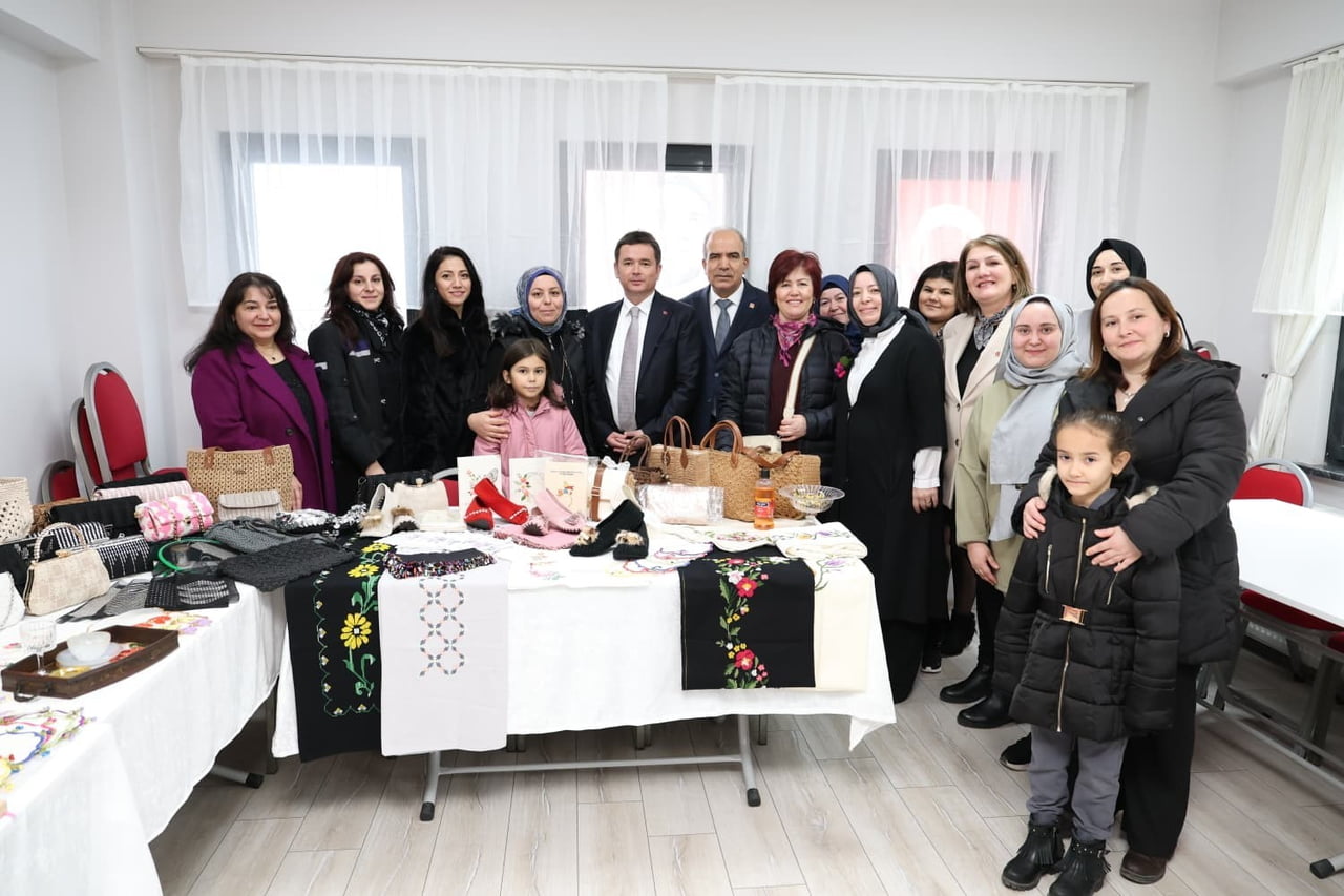 OSMANGAZİ BELEDİYESİ, VATANDAŞLARDAN GELEN YOĞUN TALEPLER DOĞRULTUSUNDA YENİBAĞLAR MAHALLESİ’NE...