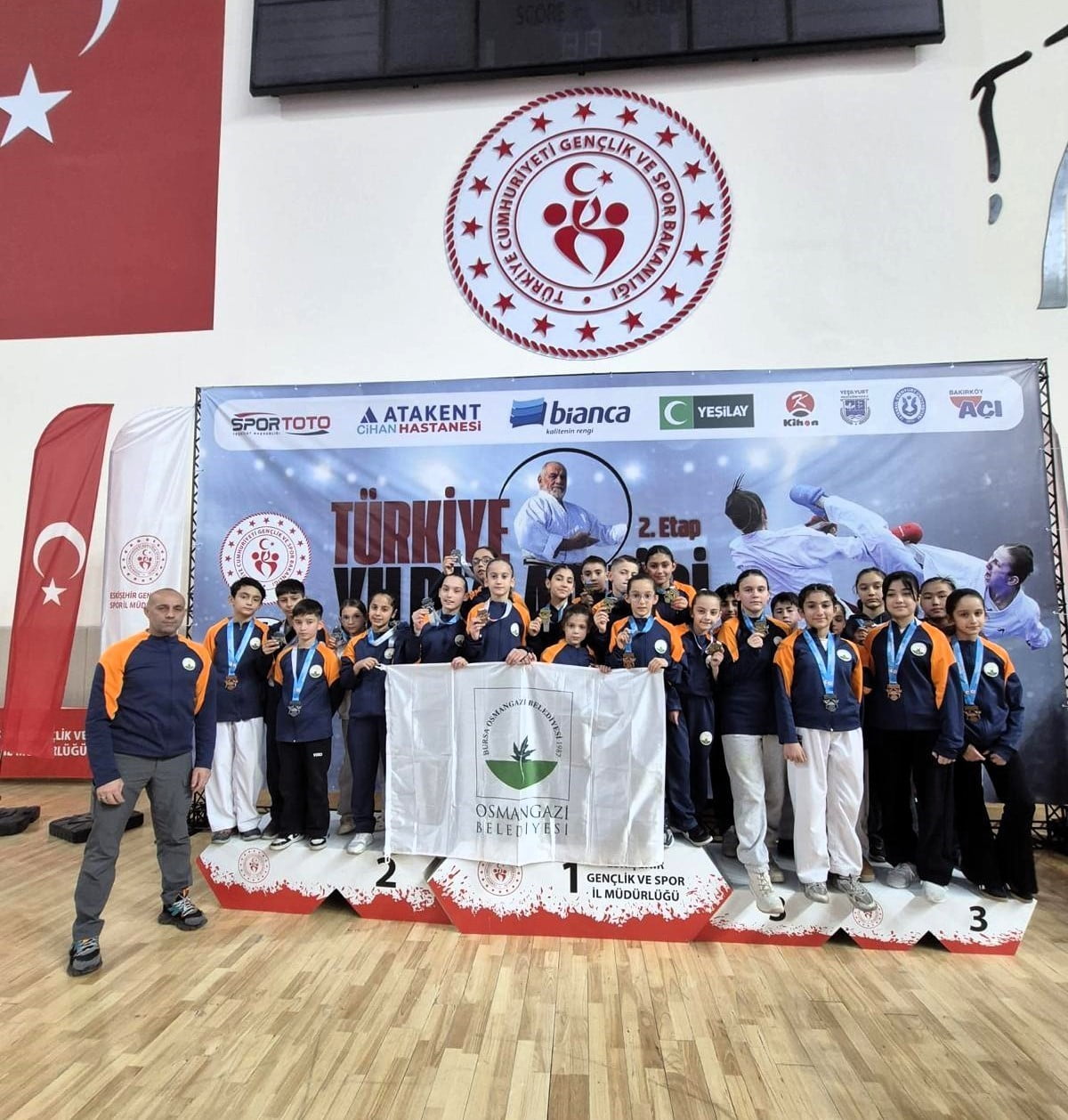 OSMANGAZİ BELEDİYESPOR KARATE TAKIMI, ESKİŞEHİR’DE DÜZENLENEN TÜRKİYE YILDIZLAR LİGİ 2’İNCİ ETAP...