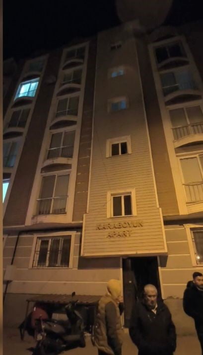 OSMANİYE’DE KOMŞU ZİYARETİ DÖNÜŞÜ ASANSÖR BOŞLUĞUNA DÜŞEN KADIN HAYATINI KAYBETTİ