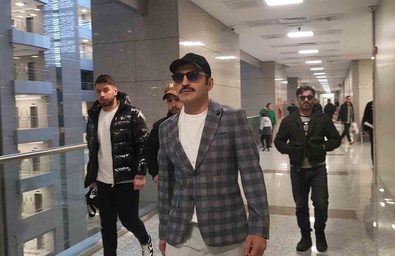 OYUNCU UFUK BAYRAKTAR, BİR İŞLETMEYİ KORUMA ADI ALTINDA SAHİBİNDEN PARA İSTEDİĞİ, REDDEDİLMESİ...