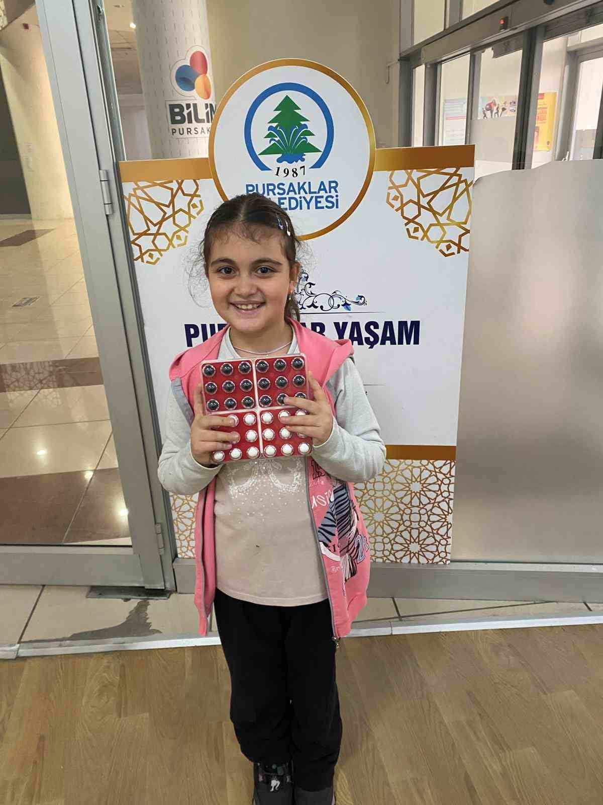 PURSAKLAR BELEDİYESİ, ARA TATİLDE AKIL OYUNLARI ETKİNLİKLERİYLE ÇOCUKLARIN GELİŞİMİNE KATKI...