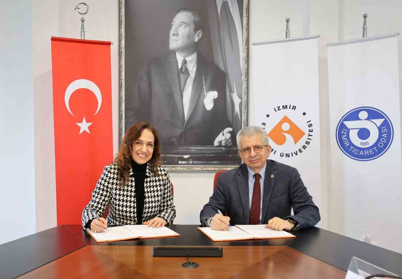 REKTÖR PROF. DR. YUSUF HAKAN ABACIOĞLU VE BELEDİYE BAŞKANI YILDIZ ÜNSAL PROTOKOLE İMZA ATTI