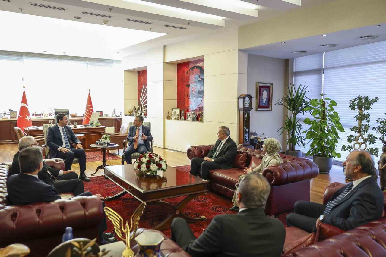 SAADET PARTİSİ GENEL BAŞKANI MAHMUT ARIKAN, CUMHURİYET HALK PARTİSİ GENEL BAŞKANI (CHP) ÖZGÜR...