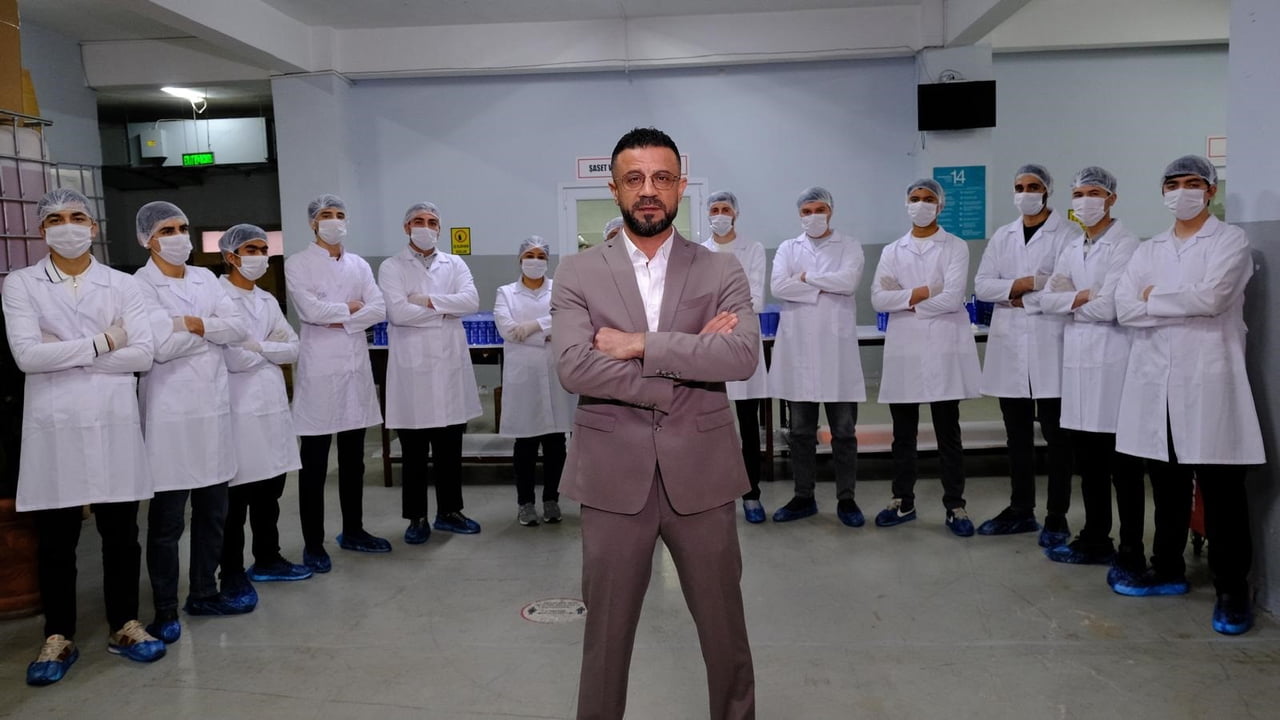 SAÇ DÖKÜLMESİYLE MÜCADELEDE YENİ BİR DÖNEMİN KAPILARINI ARALAYAN URAW KOZMETİK, GELİŞTİRDİĞİ YENİ...