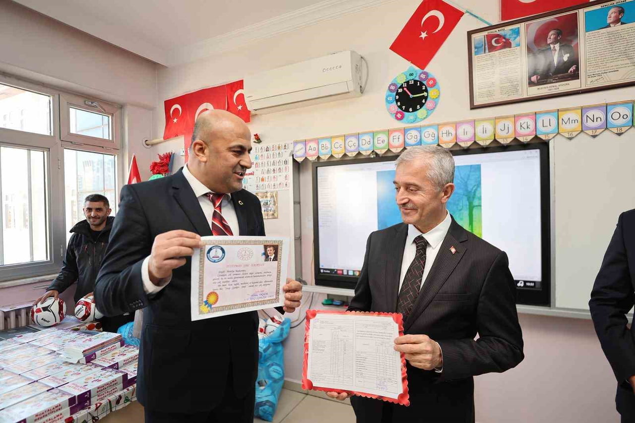 ŞAHİNBEY BELEDİYESİ ÖĞRENCİLERİN SÖMESTR TATİLLERİ DAHA VERİMLİ GEÇİRMELERİ İÇİN 1 MİLYONDAN FAZLA...