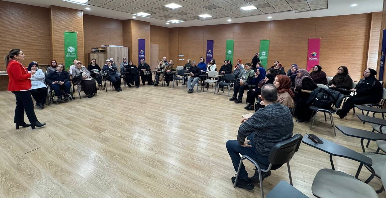 SAKARYA BÜYÜKŞEHİR BELEDİYESİ, ENGELLİ BİREYLER VE AİLELERİNE YÖNELİK DESTEKLEYİCİ ÇALIŞMALARINA...