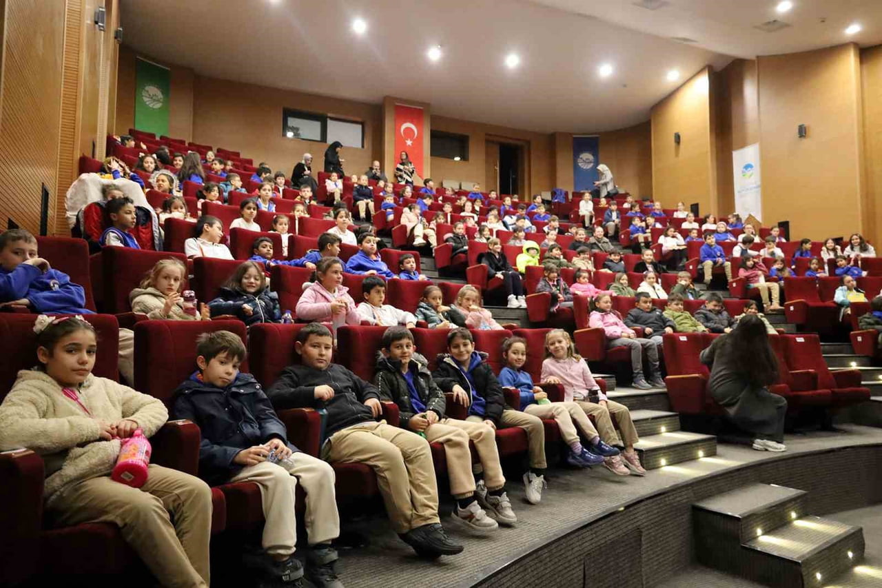 SAKARYA BÜYÜKŞEHİR BELEDİYESİ, OCAK AYI KÜLTÜR SANAT ETKİNLİKLERİ ÇERÇEVESİNDE ŞEHRİN FARKLI...