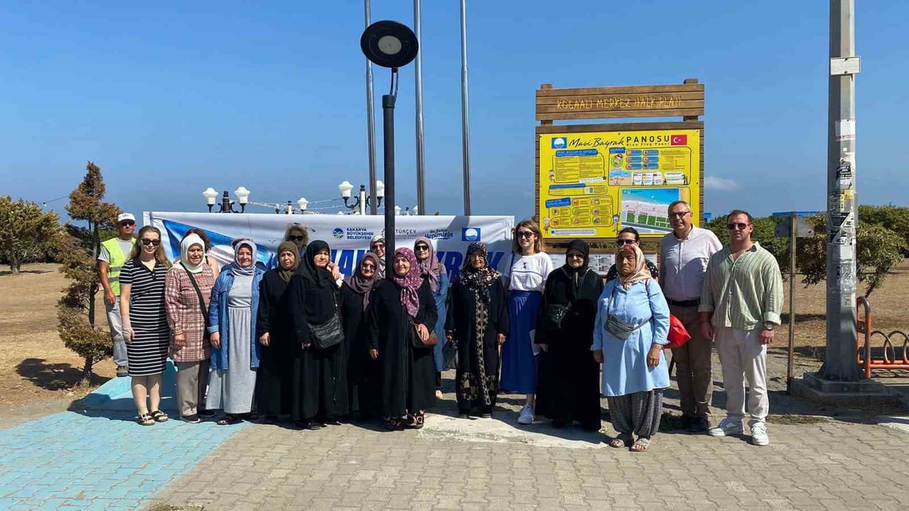 SAKARYA BÜYÜKŞEHİR YADEM, 2025 YILINDA BİNLERCE YAŞLIYA EVDE TEMİZLİKTEN KİŞİSEL BAKIMA, SAĞLIK...