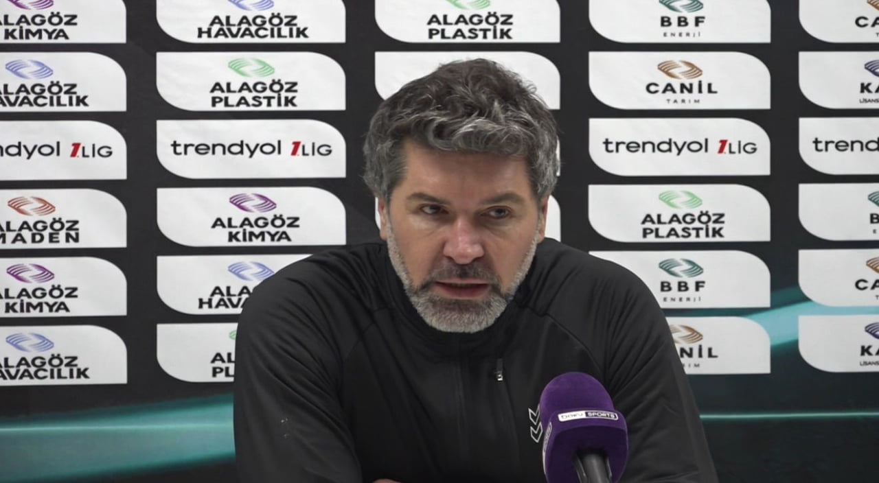 SAKARYASPOR TEKNİK DİREKTÖRÜ HAKAN KUTLU