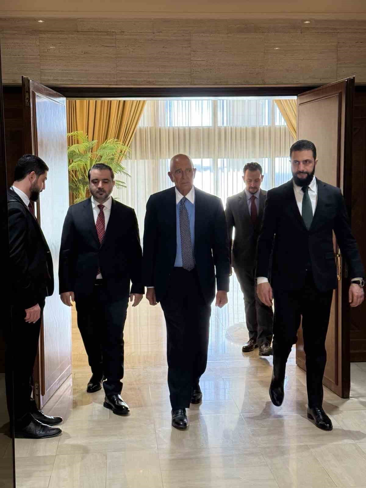 ŞAM (İHA) - ABD’NİN ANKARA BÜYÜKELÇİSİ VE SURİYE ÖZEL TEMSİLCİSİ TOM BARRACK, SURİYE DEVLET...