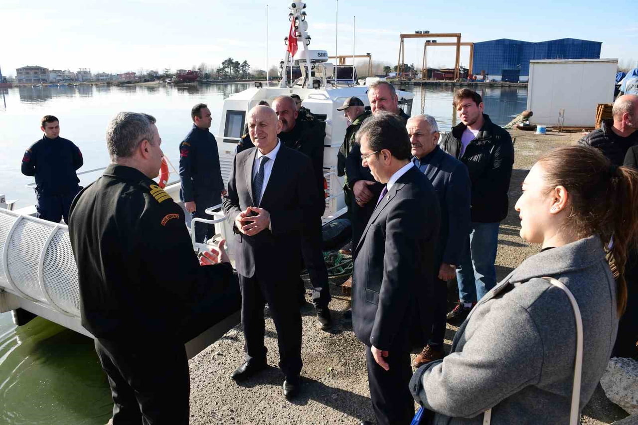 SAMSUN'UN TERME BELEDİYE BAŞKANI ŞENOL KUL, İLÇEDE YAPIMI DEVAM EDEN SAHİL GÜVENLİK KARAKOLU...