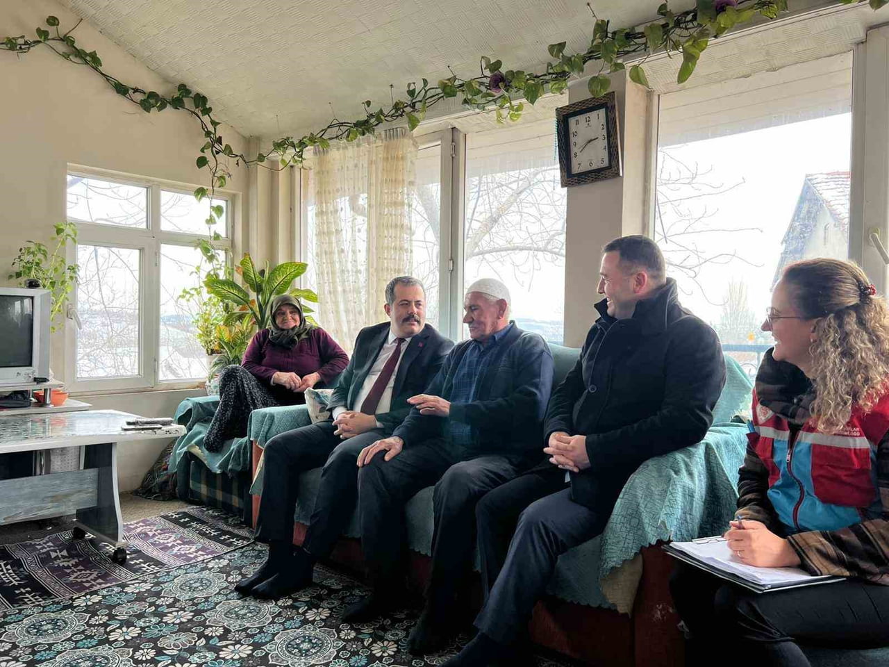 SAMSUN’UN VEZİRKÖPRÜ İLÇESİNDE, 2025 YILI BOYUNCA İHTİYAÇ SAHİBİ VATANDAŞLARA YÖNELİK YÜRÜTÜLEN...