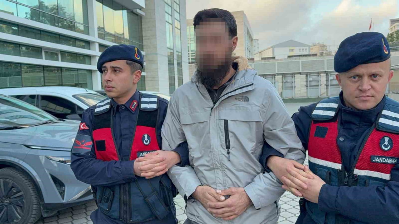 SAMSUN’UN VEZİRKÖPRÜ İLÇESİNDE JANDARMA EKİPLERİNCE DEAŞ TERÖR ÖRGÜTÜNE YÖNELİK DÜZENLENEN...