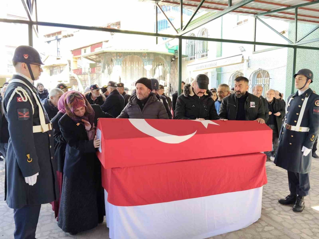 SAMSUNLU KIBRIS GAZİSİ ORHAN ATLI (73), ASKERİ TÖRENLE SON YOLCULUĞUNA UĞURLANDI.