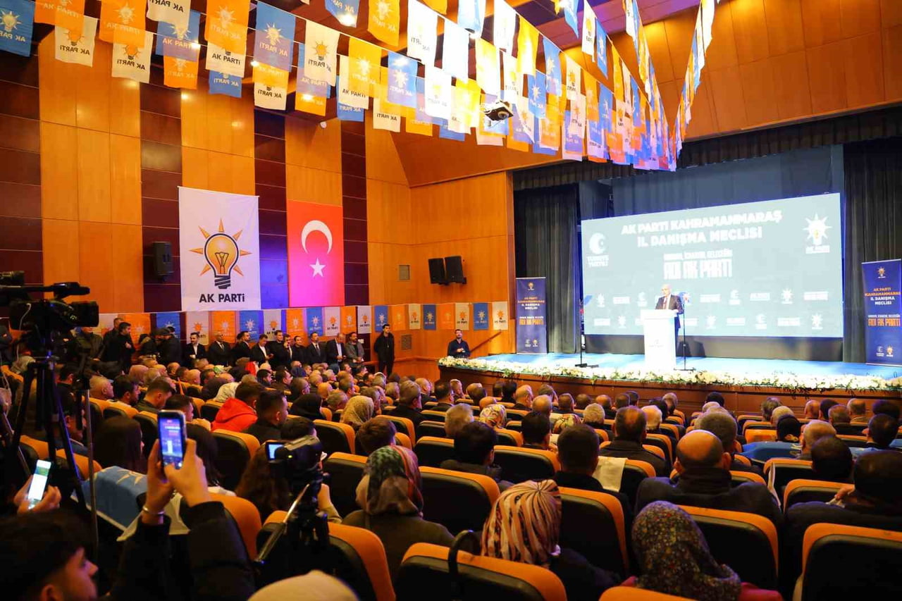 SANAYİ VE TEKNOLOJİ BAKANI MEHMET FATİH KACIR, TEKNOLOJİK REKABETİN ARTIK KÜRESEL BİR SAVAŞA...