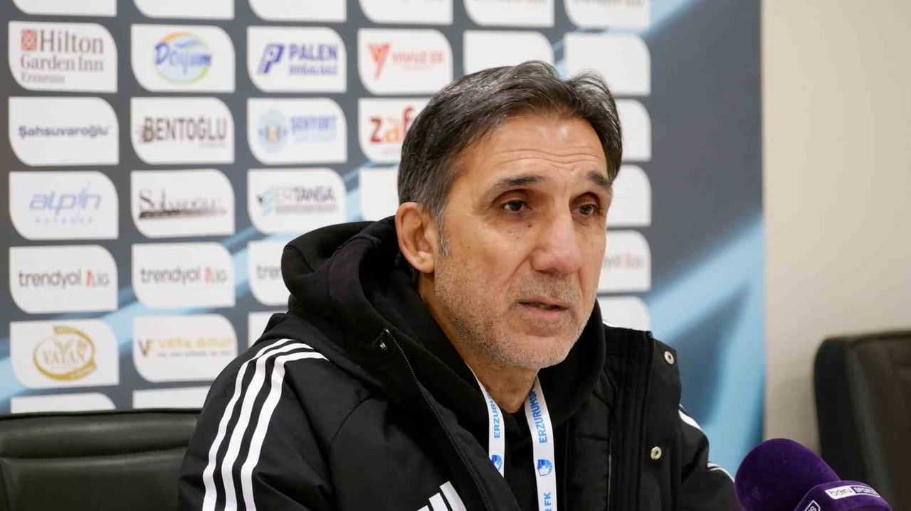 SARIYER TEKNİK SORUMLUSU ÜMİT İNAL, ERZURUMSPOR FK KARŞISINDA 4-0'LIK ALINAN YENİLGİNİN AĞIR BİR...