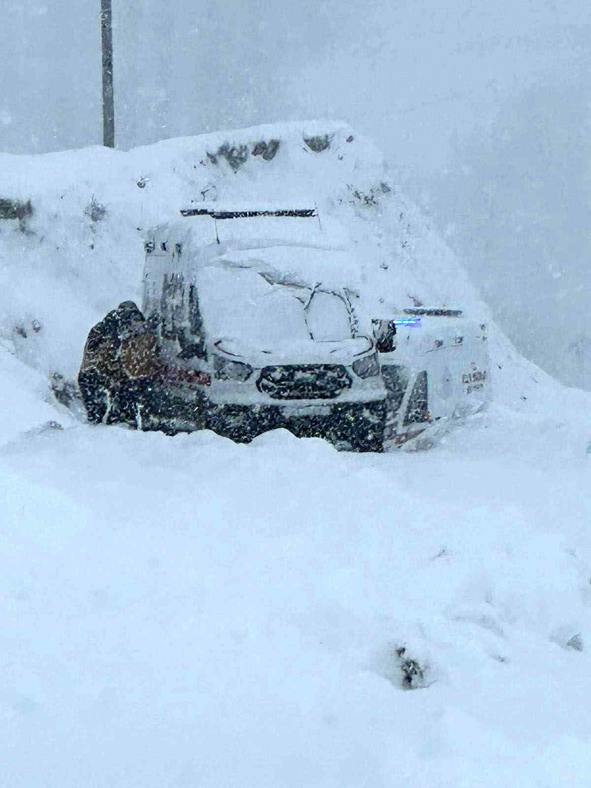 SASON'DA TAŞIMA KAPSAMINDA OLAN OKULLARDA EĞİTİME BİR GÜN ARA VERİLDİ