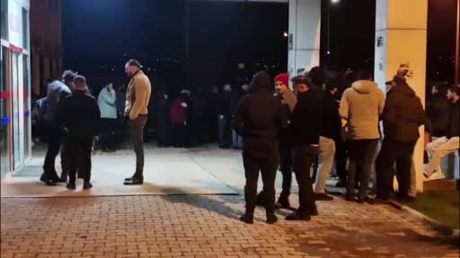 Sevgilisinden ayrılan 23 yaşındaki genç aracında ölü bulundu