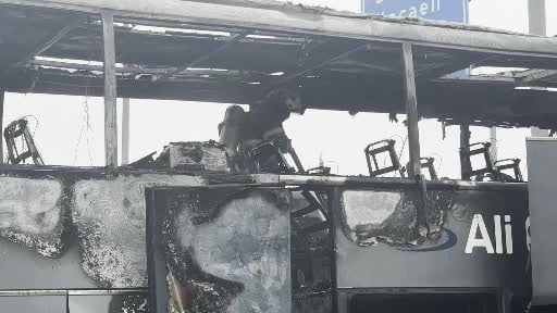 Seyir halindeki yolcu otobüsünde yangın: Facia son anda önlendi