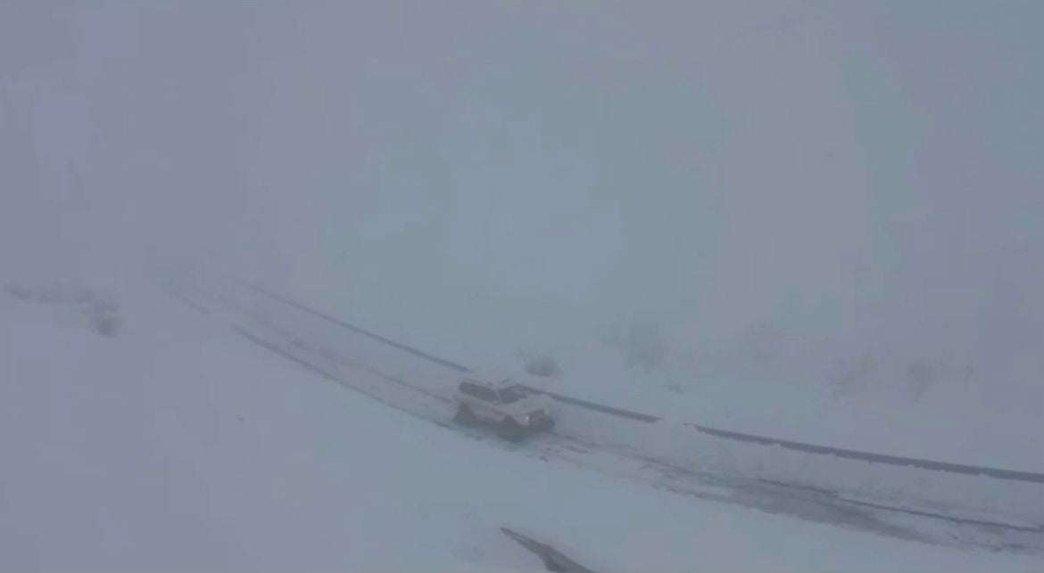 SİİRT’TE ETKİLİ OLAN YOĞUN KAR YAĞIŞINA RAĞMEN UMKE VE 112 ACİL SAĞLIK EKİPLERİ, ZORLU HAVA VE YOL...