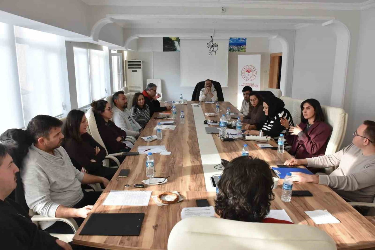 SİNOP'TA KENT GENELİNDE GIDA VE YEM DENETİM HİZMETLERİNDE GÖREV ALAN KONTROL GÖREVLİLERİNİN...