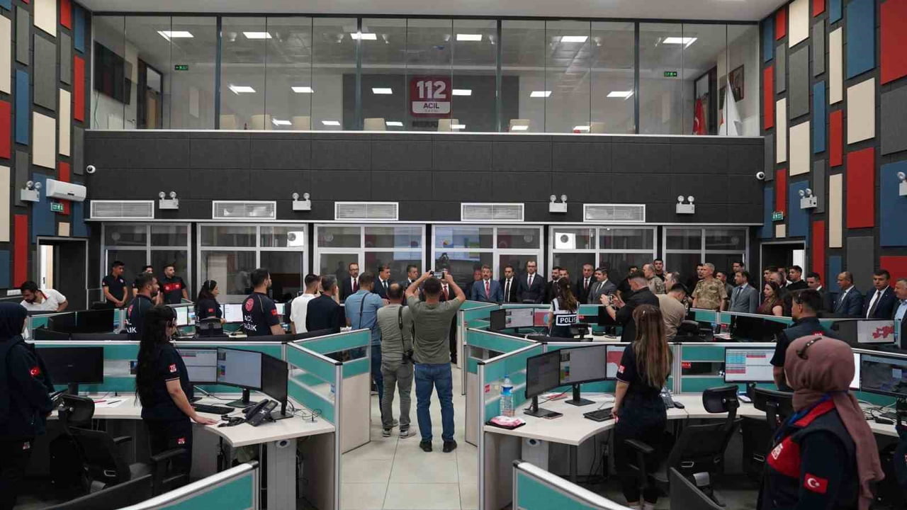 ŞIRNAK 112 ACİL ÇAĞRI MERKEZİ MÜDÜRLÜĞÜ, 2025 YILI BOYUNCA VATANDAŞLARIN EN ZOR VE EN KRİTİK...