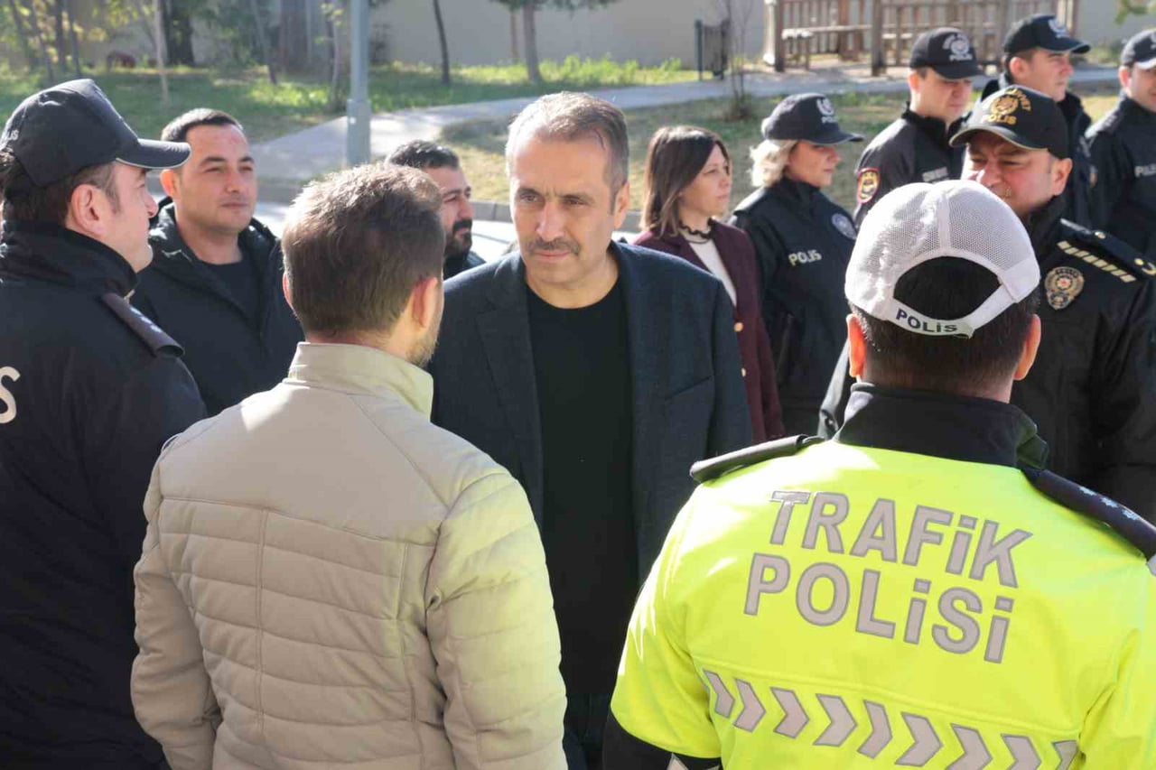 ŞIRNAK İL EMNİYET MÜDÜRLÜĞÜ TARAFINDAN CİZRE’DE DÜZENLENEN 2026 YILININ İLK GÜVENLİK TOPLANTISINDA...