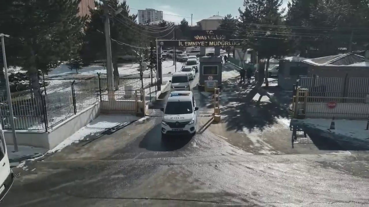 SİVAS İL EMNİYET MÜDÜRLÜĞÜ NARKOTİK SUÇLARLA MÜCADELE ŞUBE MÜDÜRLÜĞÜ EKİPLERİ TARAFINDAN 10-11...