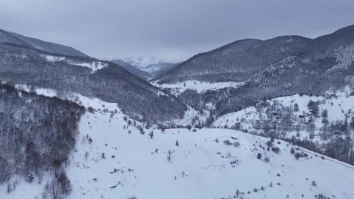 Sivas’ın Kardeniz’i beyaza büründü