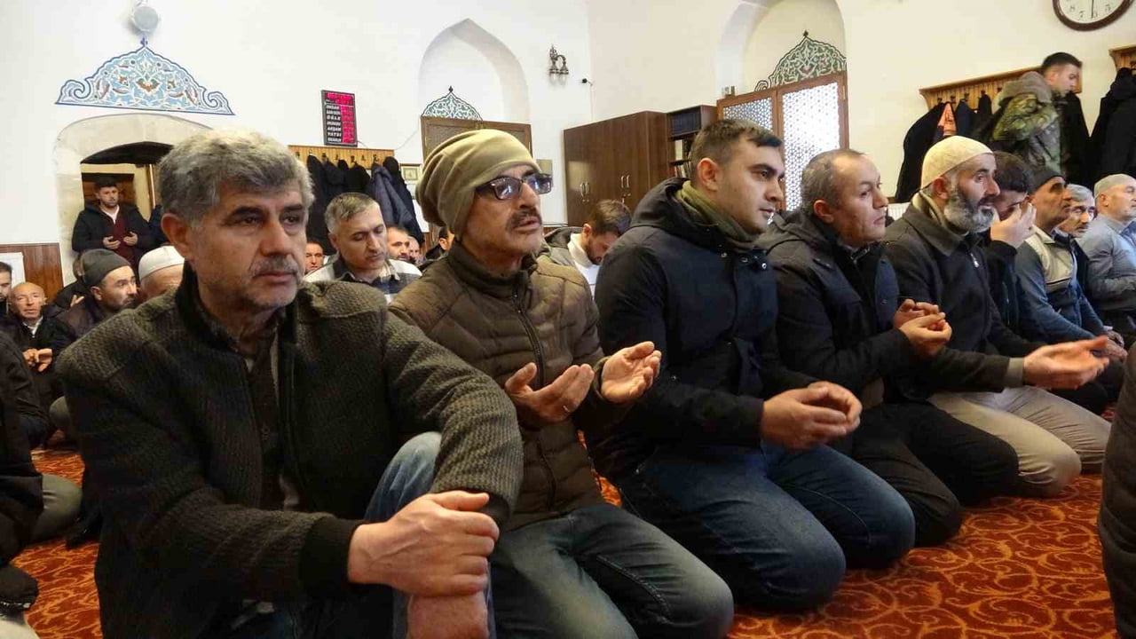 SİVAS’TA, ANADOLU SELÇUKLU SULTANI I. İZZEDDİN KEYKAVUS, VEFATININ 806’NCI YILINDA KENDİ...