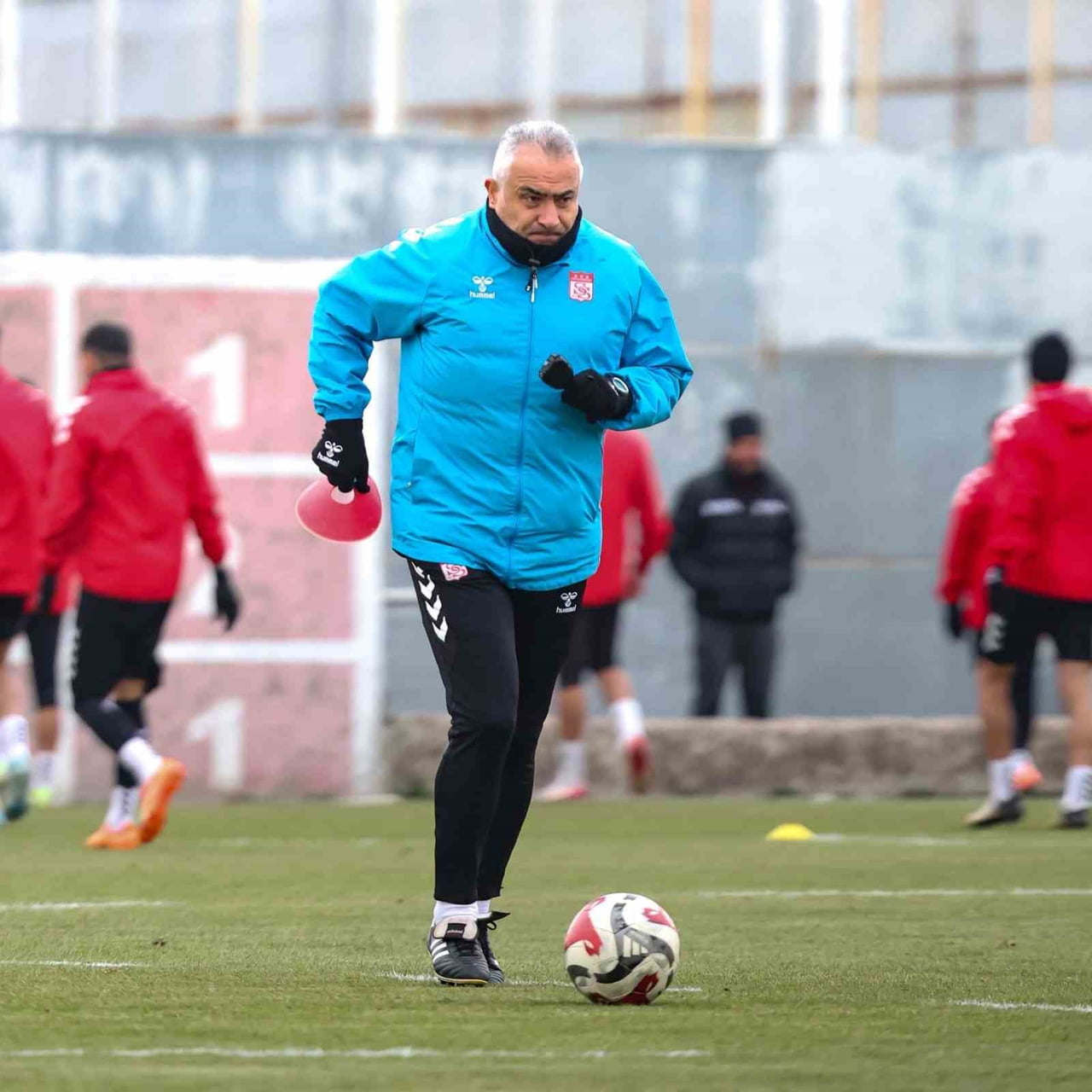 SİVASSPOR KULÜBÜ, MEHMET ALTIPARMAK’IN PFDK’YA TEDBİRLİ SEVKİNE İLİŞKİN SÜRECİN İDARİ NİTELİK...