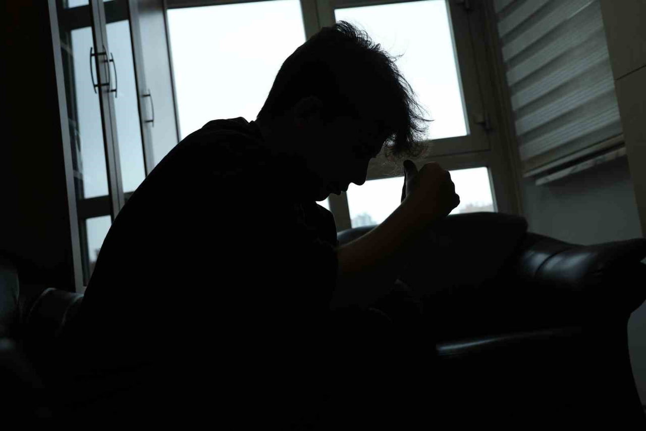 SON ZAMANLARDA ÇOCUKLAR ARASINDAN BÜYÜK SORUNLAR BAŞINDA GELEN AKRAN ZORBALIĞINA KARIŞI UZMANLAR...