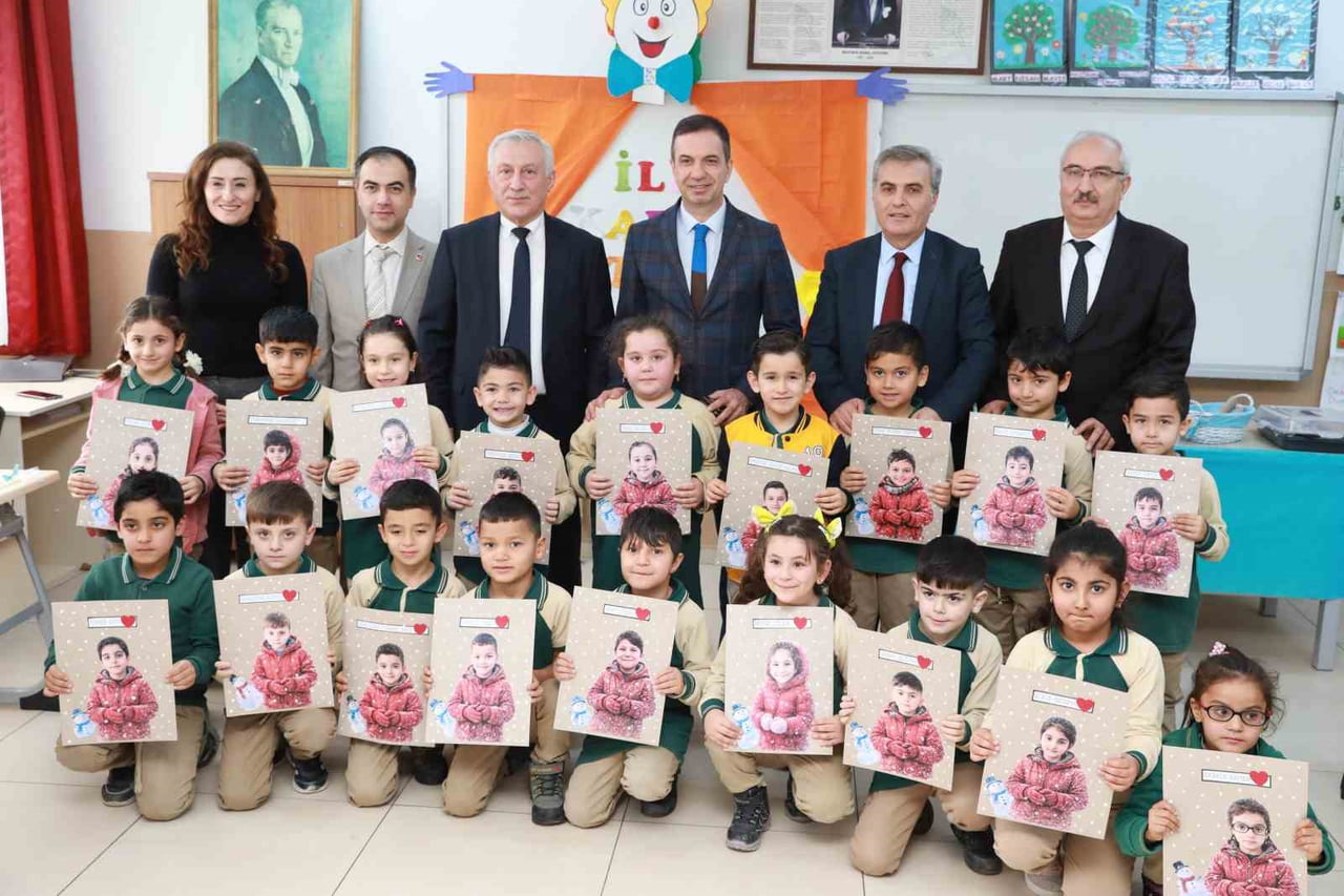 SULUOVA'DA 9 BİN ÖĞRENCİ ARA KARNE ALARAK TATİLE ÇIKTI