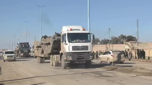 Suriye ordusu, Türk yapımı zırhlı araçlar, tanklar ve uçaksavar sistemleri taşıyan binlerce...