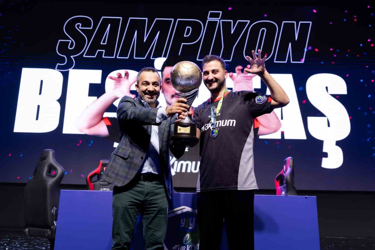 TEKNOLOJİ BİRİKİMİNİ HAYATIN HER ALANINA AKTARAN TÜRK TELEKOM’UN YERLİ VE YENİLİKÇİ SOSYAL MEDYA...