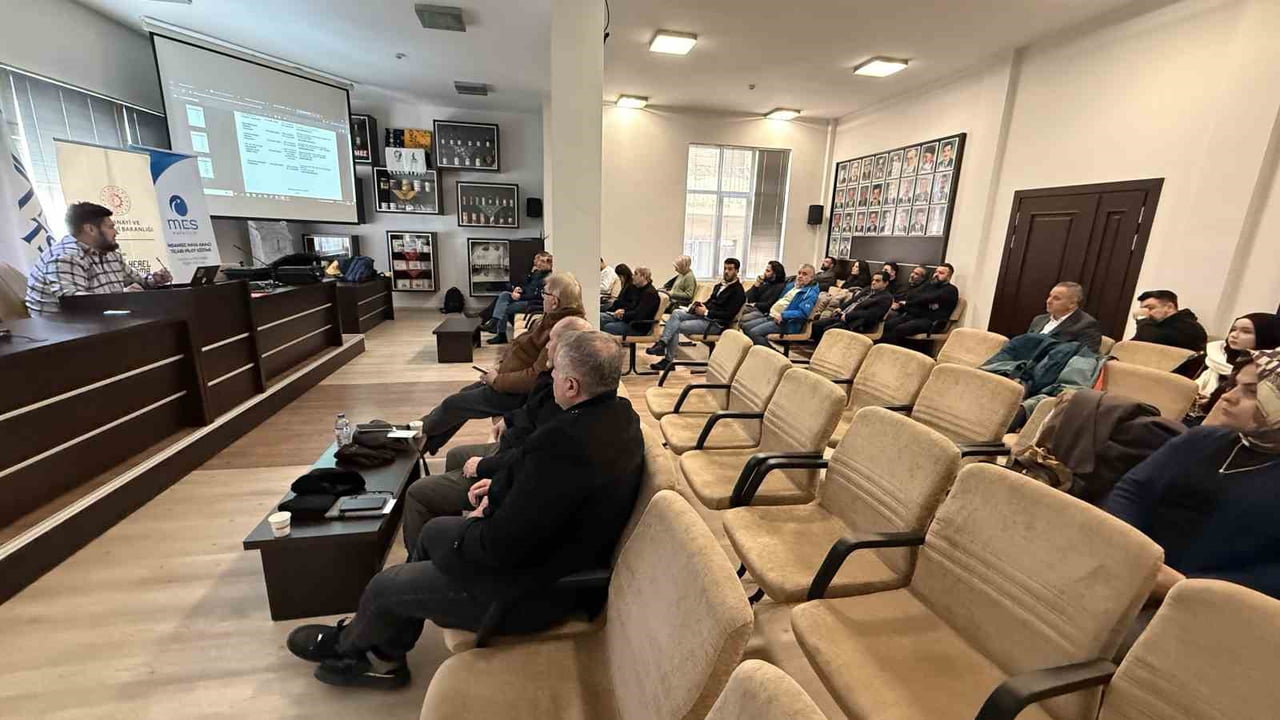 TOKAT'TA BASIN MENSUPLARINA YENİ NESİL DRON EĞİTİMİ VERİLDİ