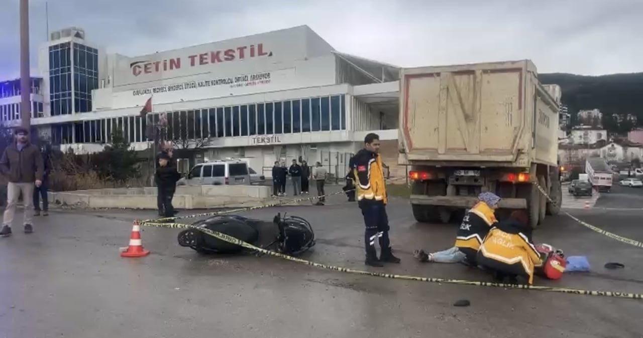 TOKAT’IN NİKSAR İLÇESİNDE MEYDANA GELEN TRAFİK KAZASINDA 19 YAŞINDAKİ MOTOSİKLET SÜRÜCÜSÜ YAŞAMINI...